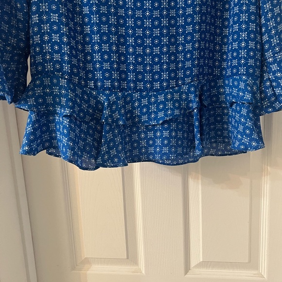 Blue ruffle blouse - Picture 5 of 5